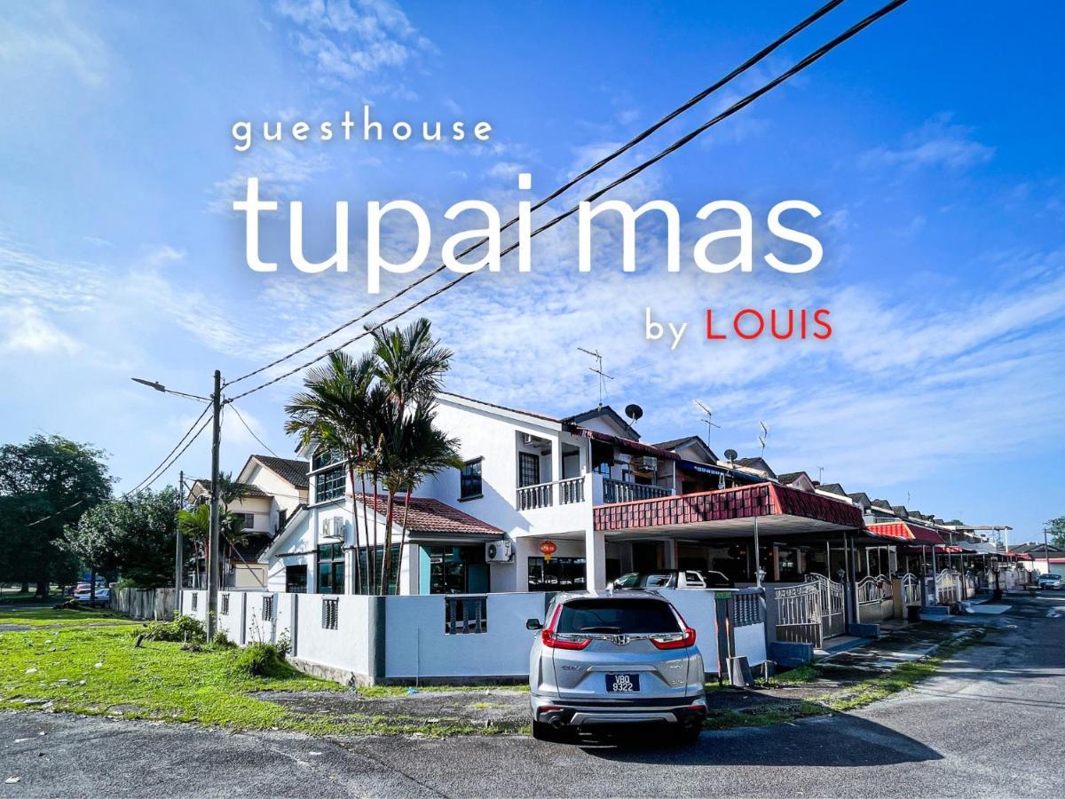 Villa Tupai Mas Semi-D By Louis Taiping Esterno foto